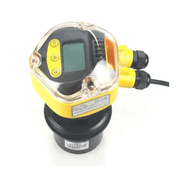 Ultrasonic level transmitter